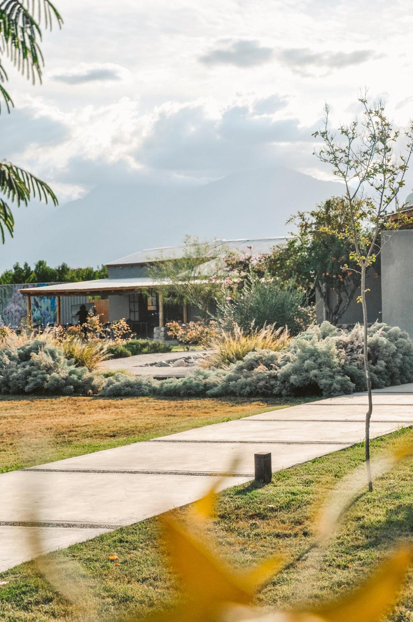 Dobe Lodge Vista Flores Dış mekan fotoğraf